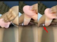 Omek Dildo Cewek Remaja Ampe Keluar Cairan