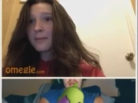 Omegle Cantik Toge Kaget Lihat Kontol Gede