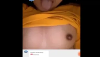 Ome TV Gadis Sange Remas Nenen Kecil