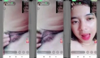 VCS Indriani Pamer Toket Bulet Ngangkang Show Meki