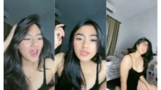Liatin Aku Boleh Sambil Ngocok Mrc Amoura ID 49739900 Mango